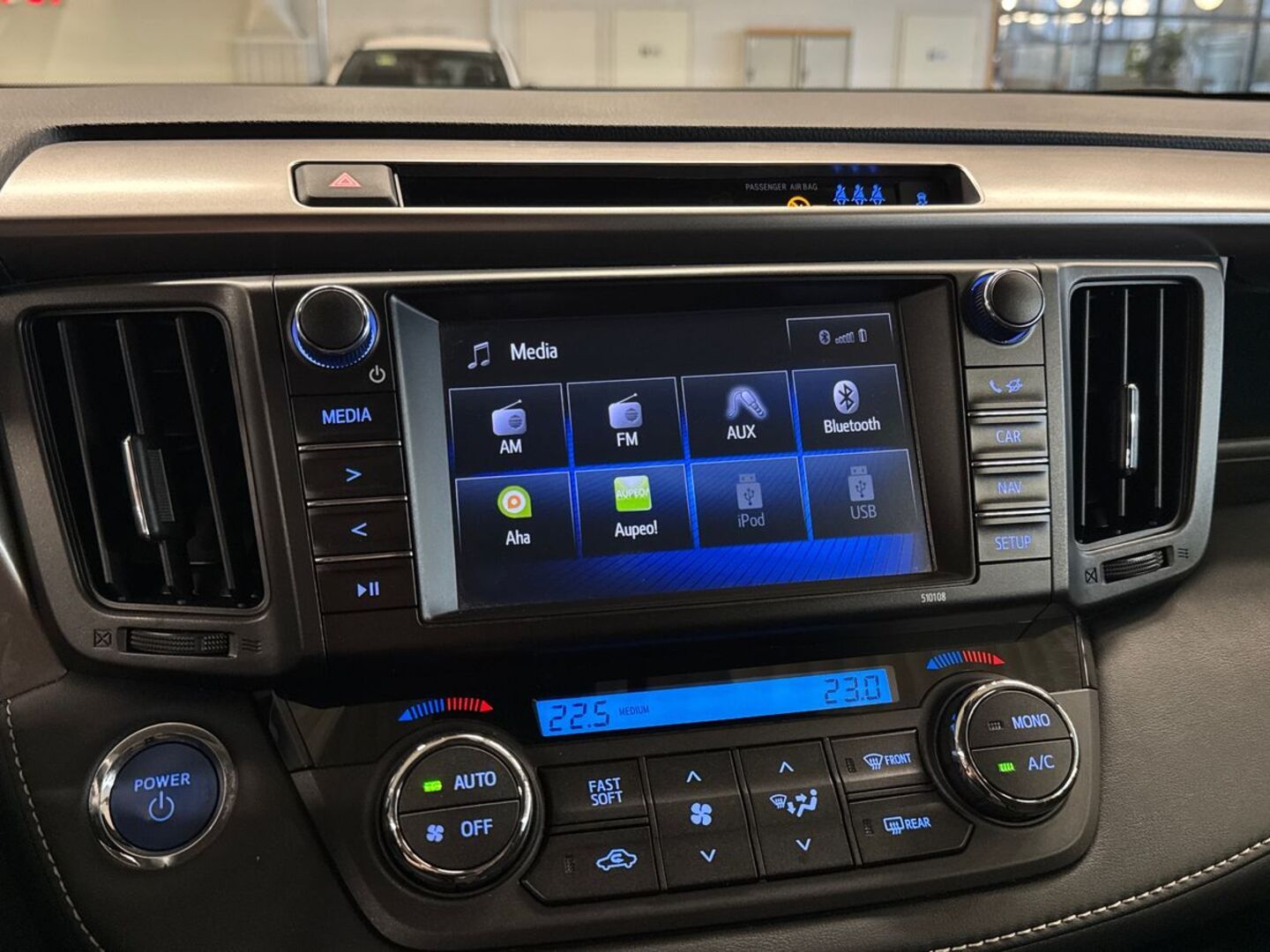 TOYOTA RAV4 2016