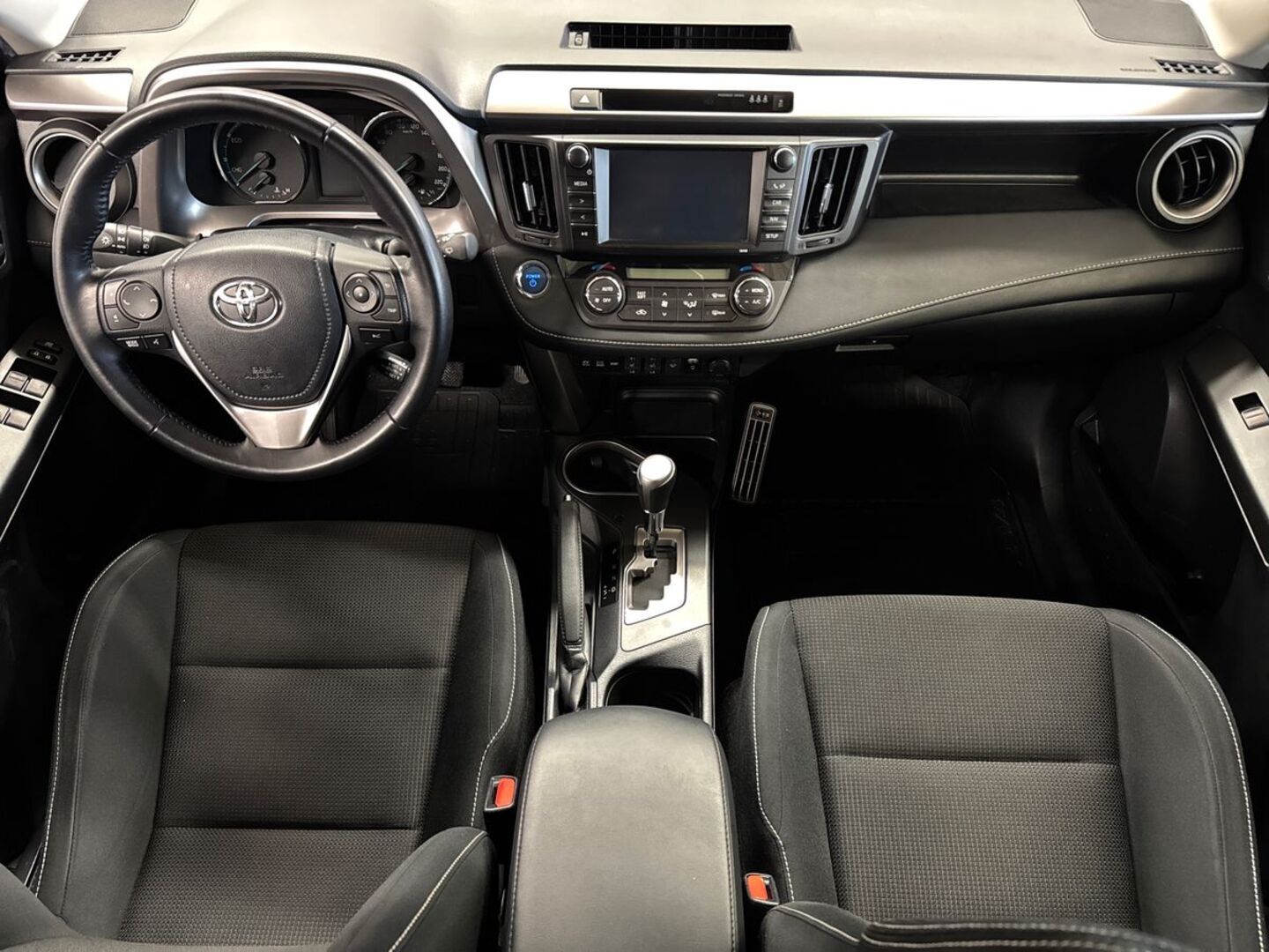 TOYOTA RAV4 2016