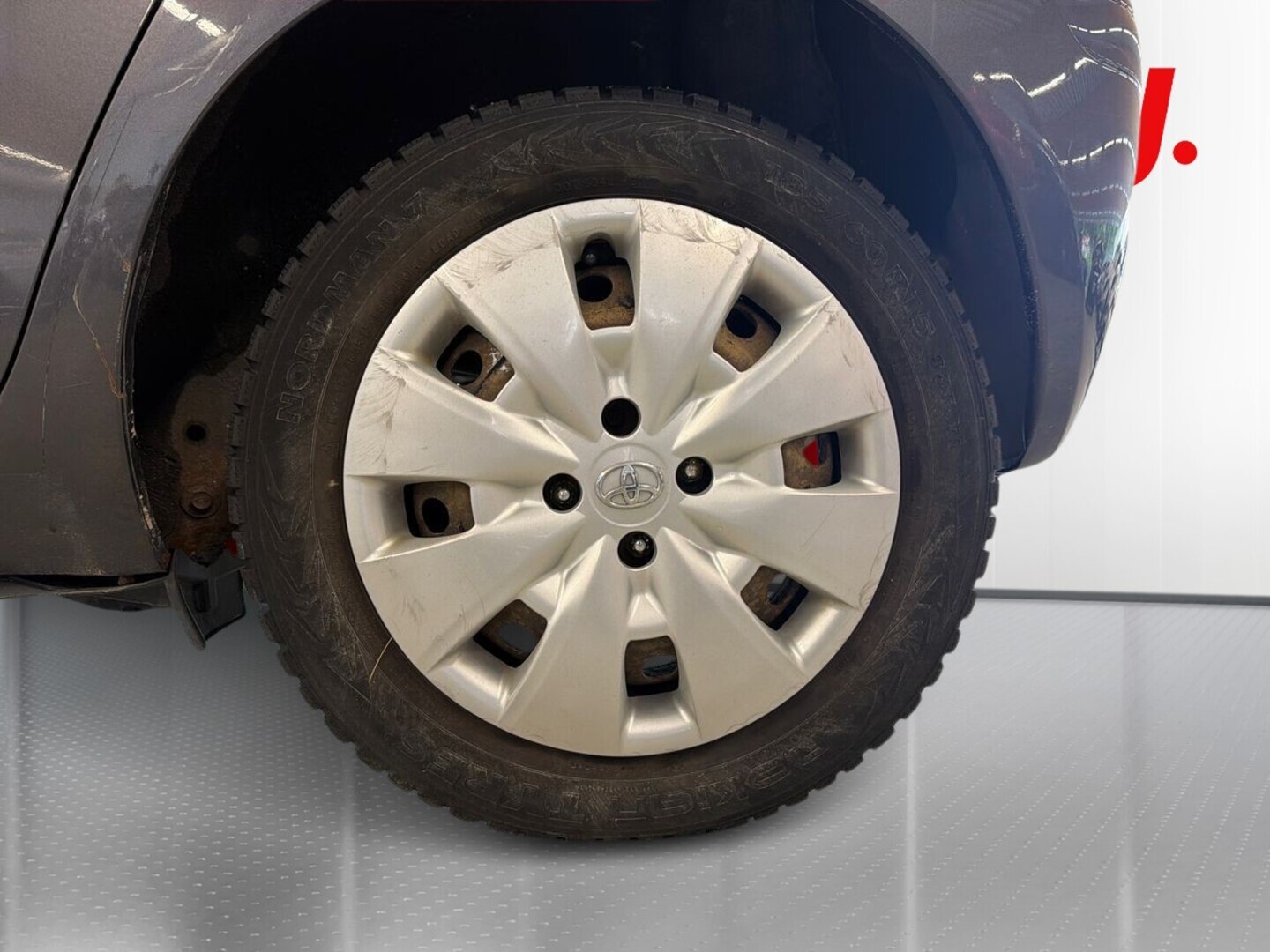 TOYOTA Yaris 2010