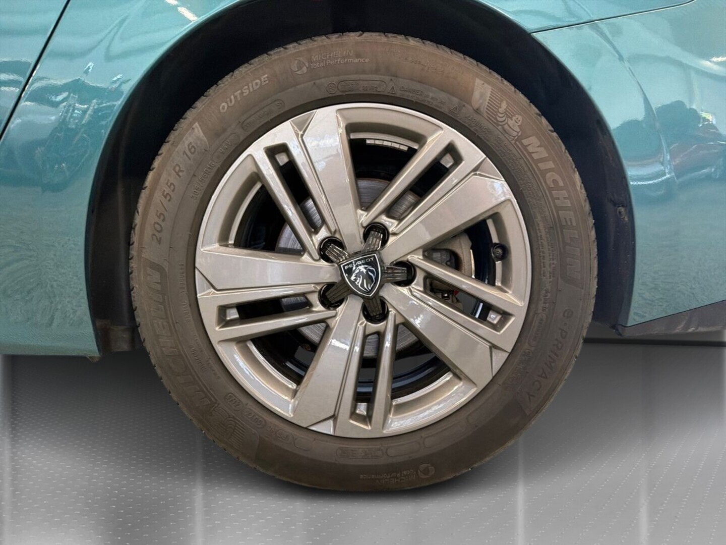 PEUGEOT 308 10