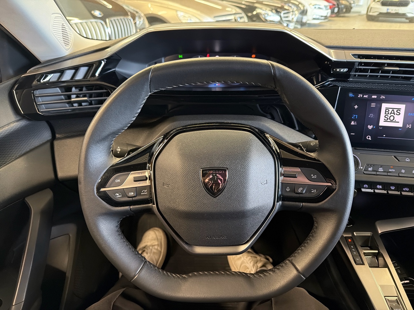 PEUGEOT 308 2023