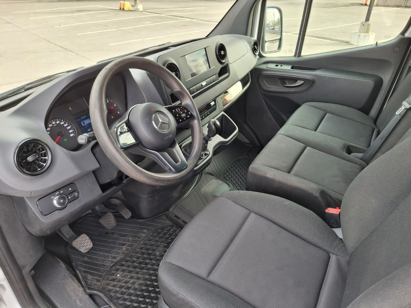MERCEDES-BENZ Sprinter 2019