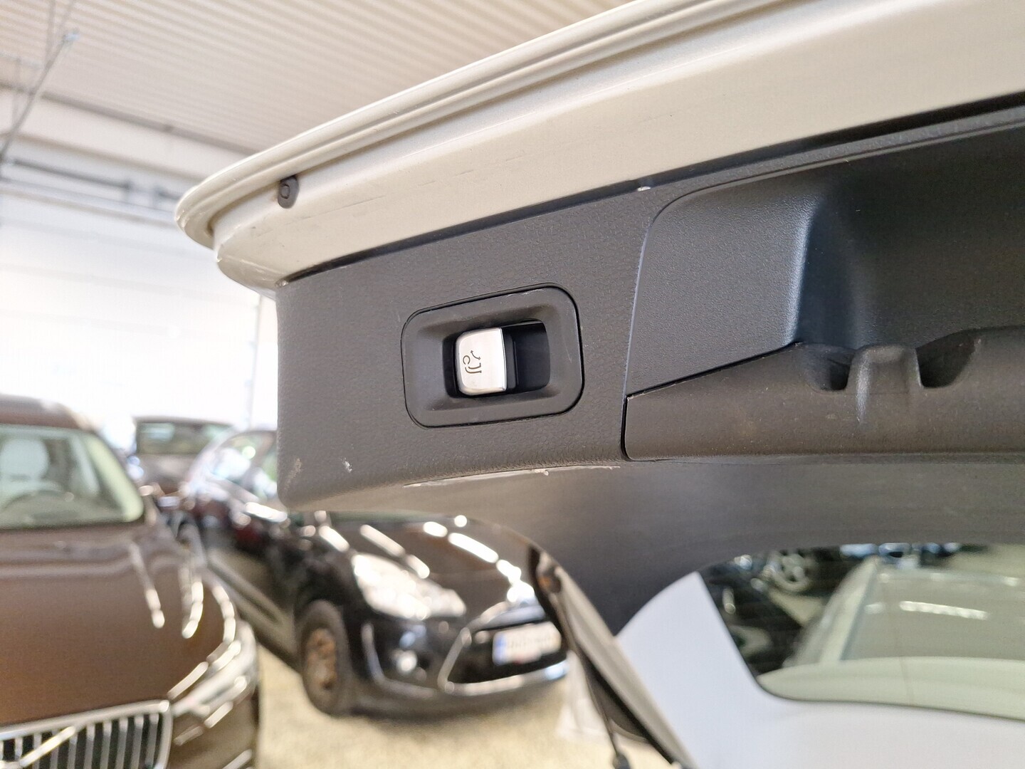 MERCEDES-BENZ C 2015