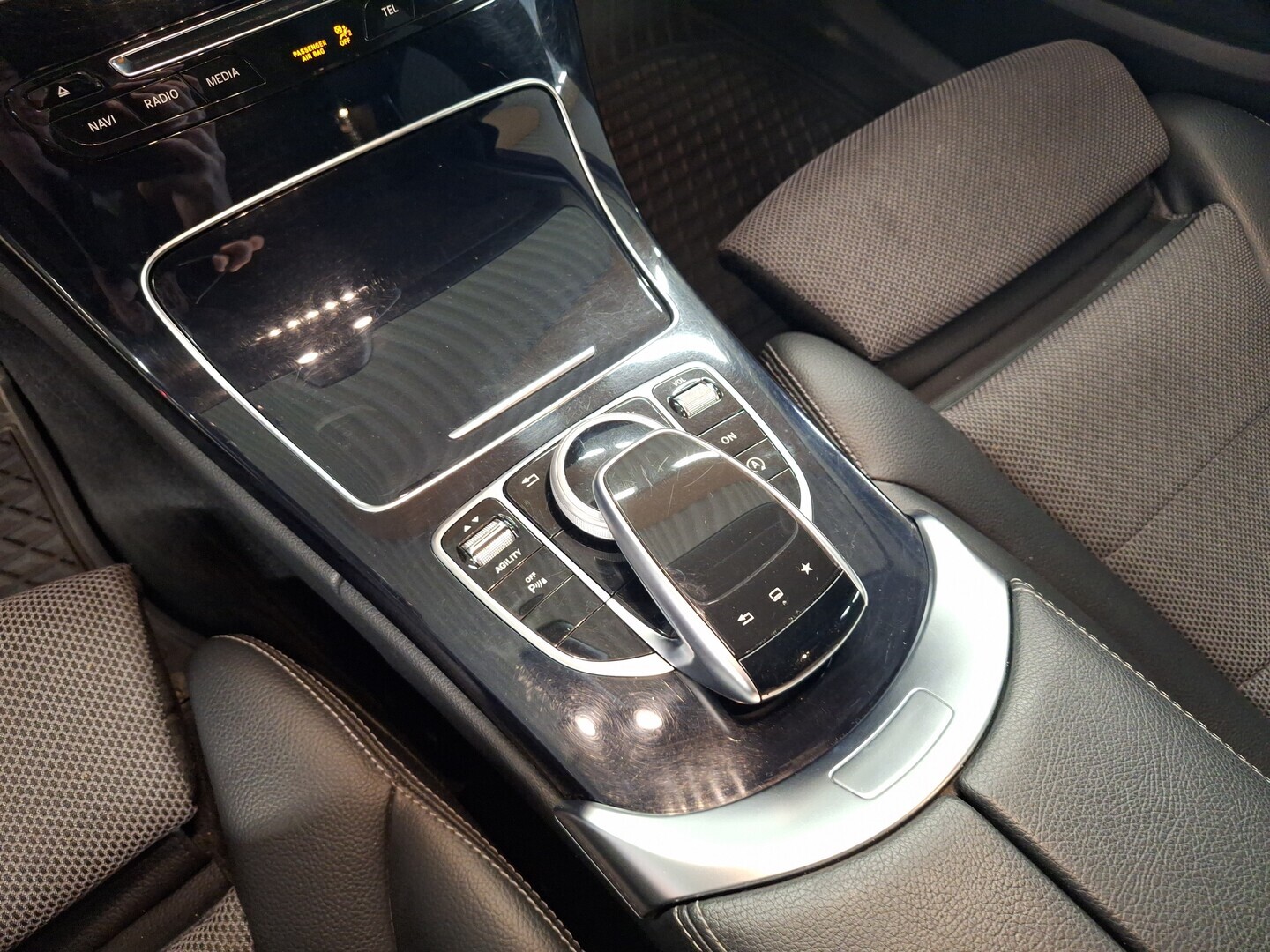 MERCEDES-BENZ C 2015