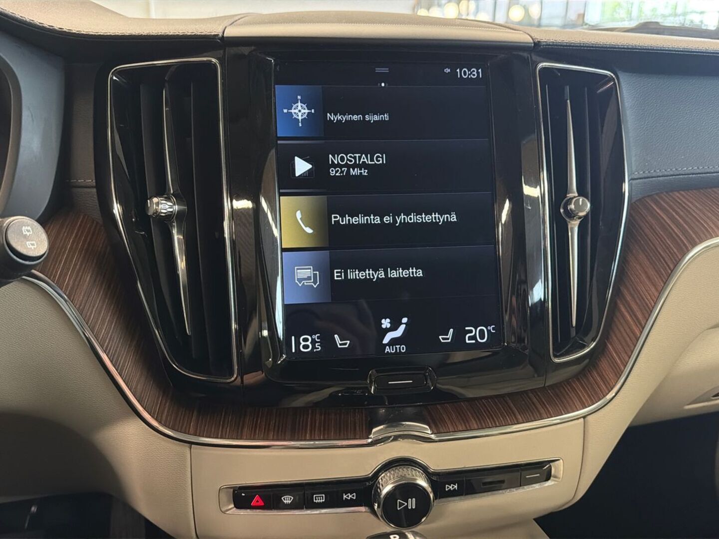 VOLVO XC60 2019