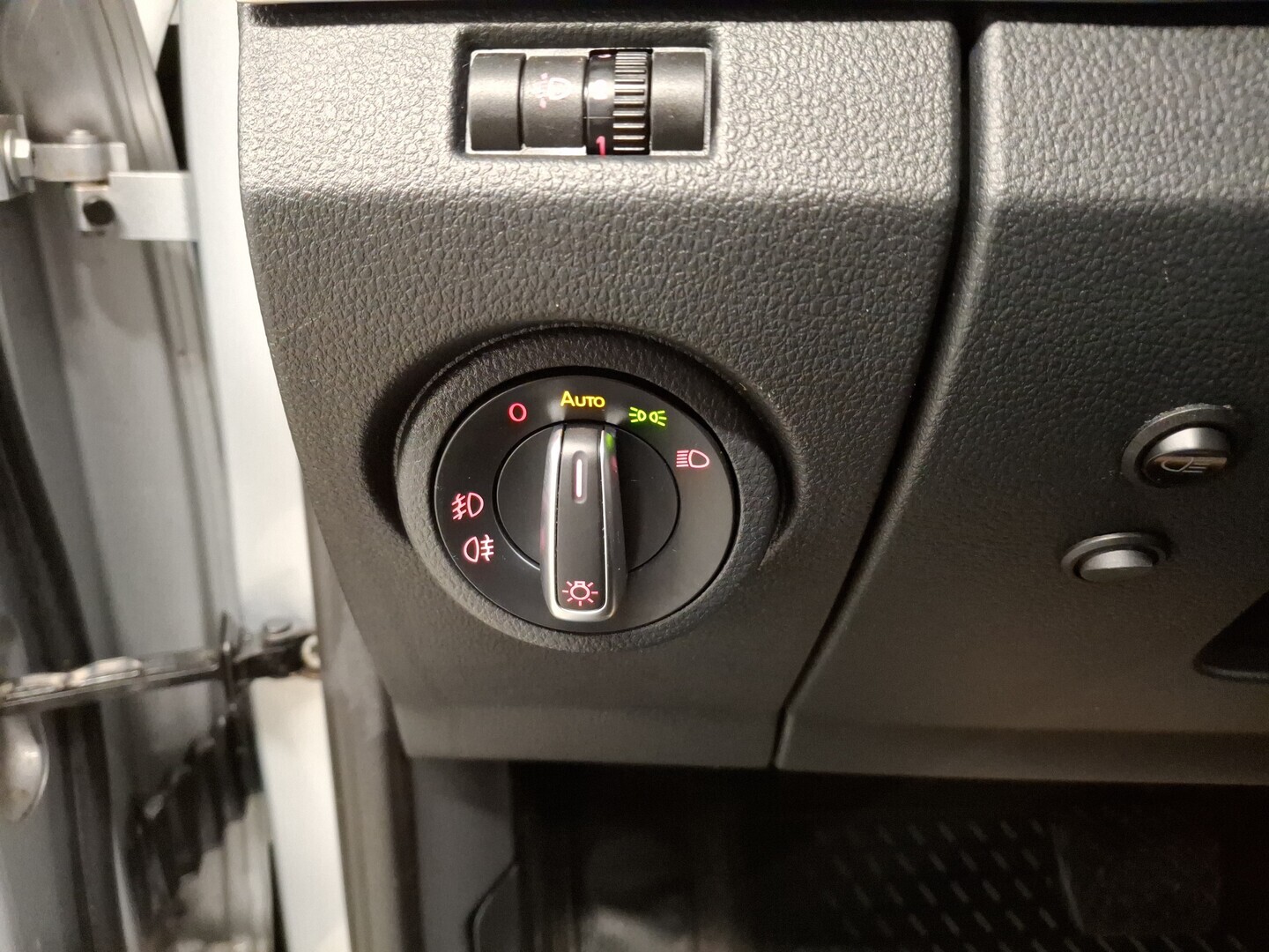 VOLKSWAGEN Amarok 2020