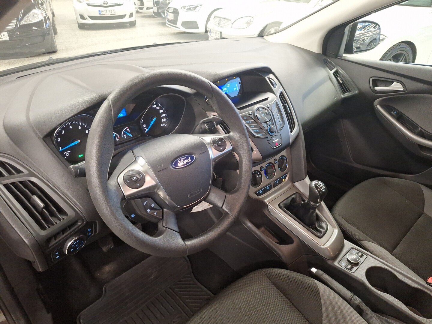 FORD Focus 2012