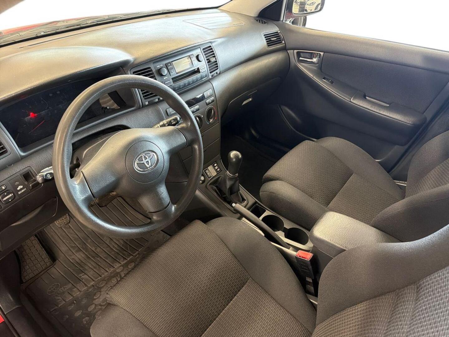 TOYOTA Corolla 2005