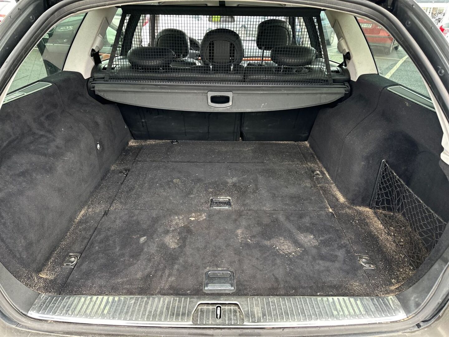 MERCEDES-BENZ E 2009
