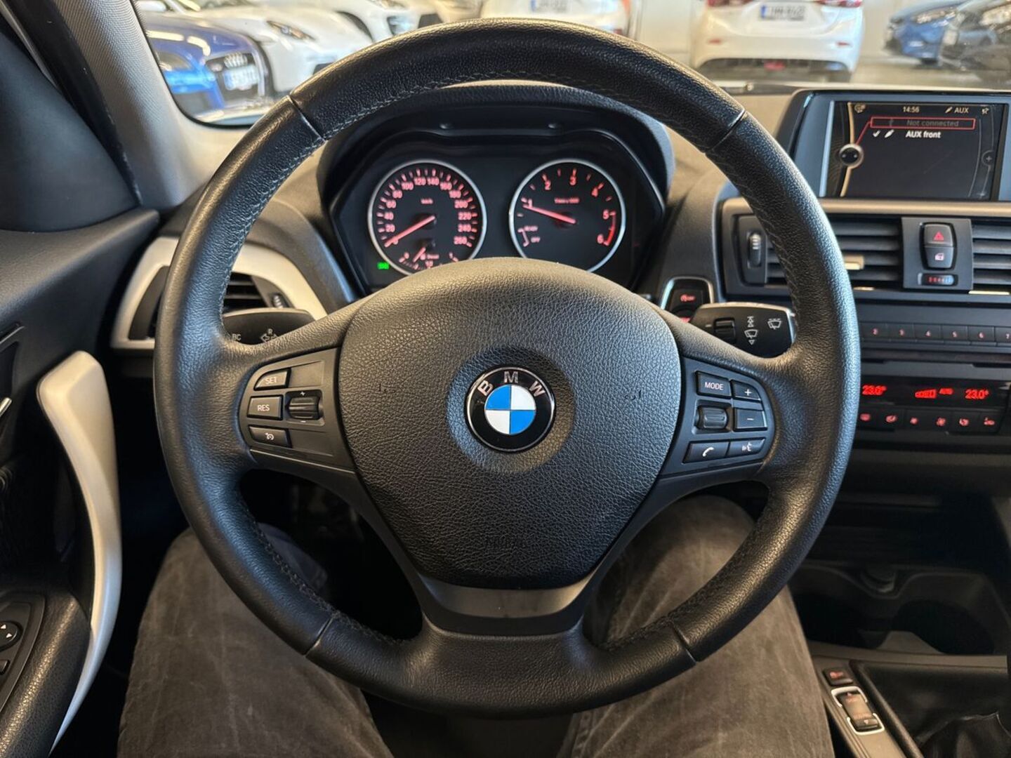 BMW 118 2012