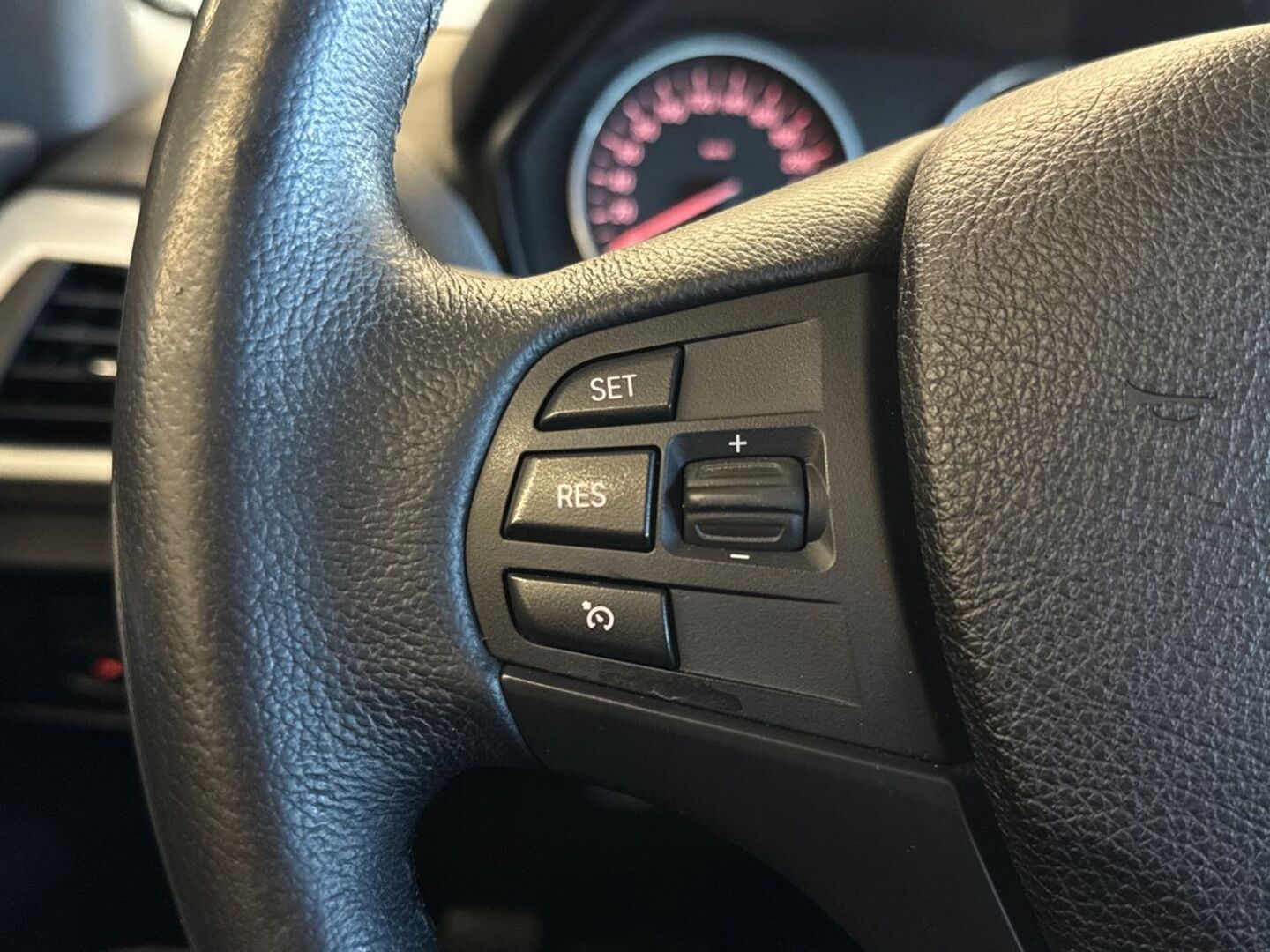 BMW 118 2012