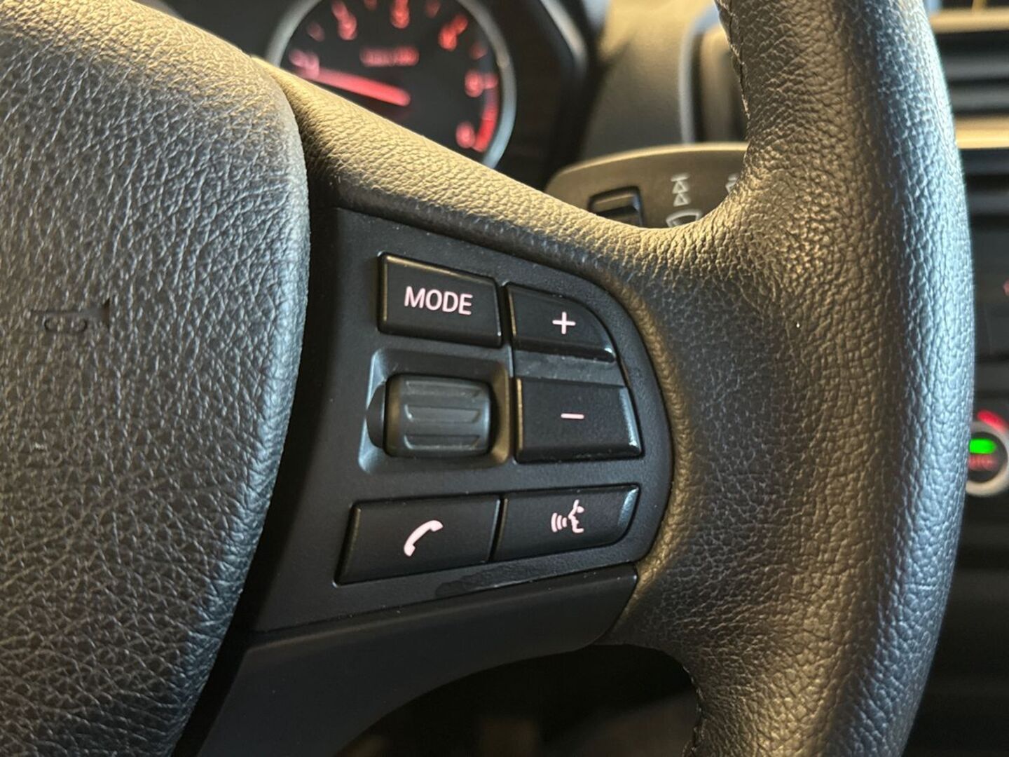 BMW 118 2012