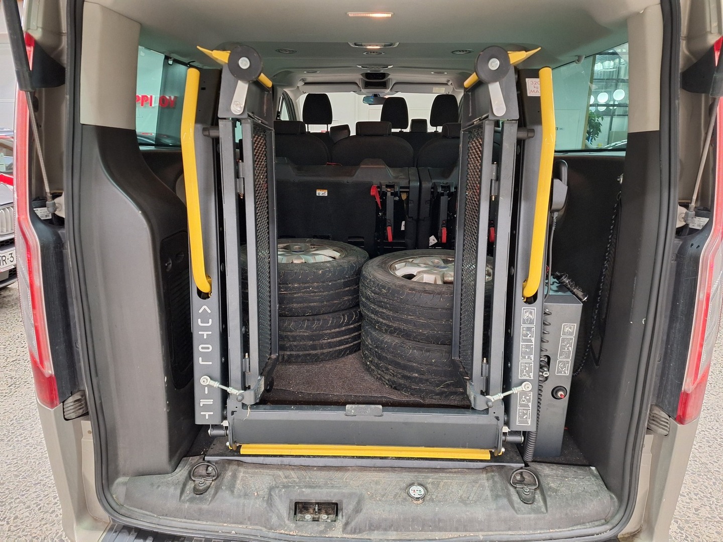 FORD Tourneo Custom 2013