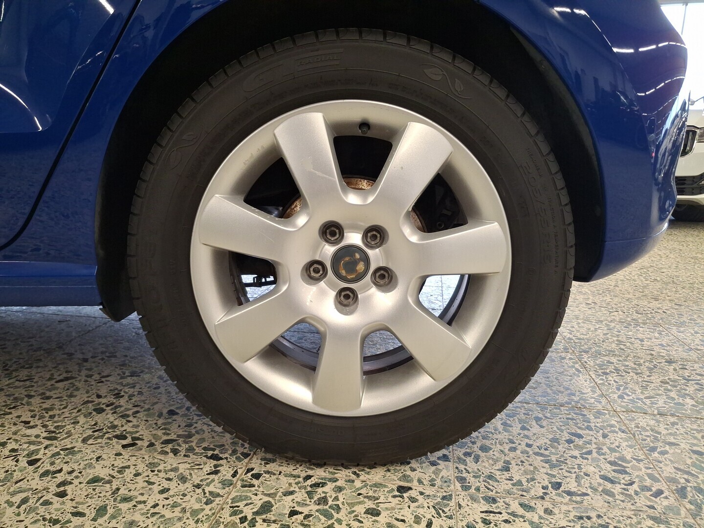 VOLKSWAGEN Polo 2014