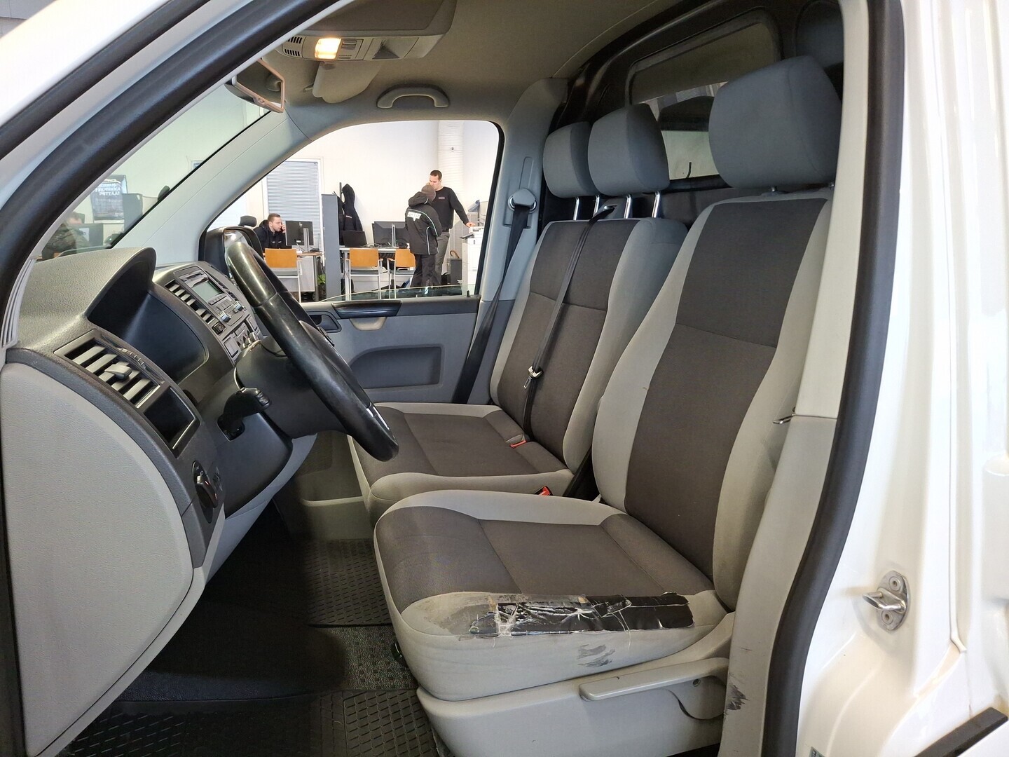 VOLKSWAGEN Transporter 2014