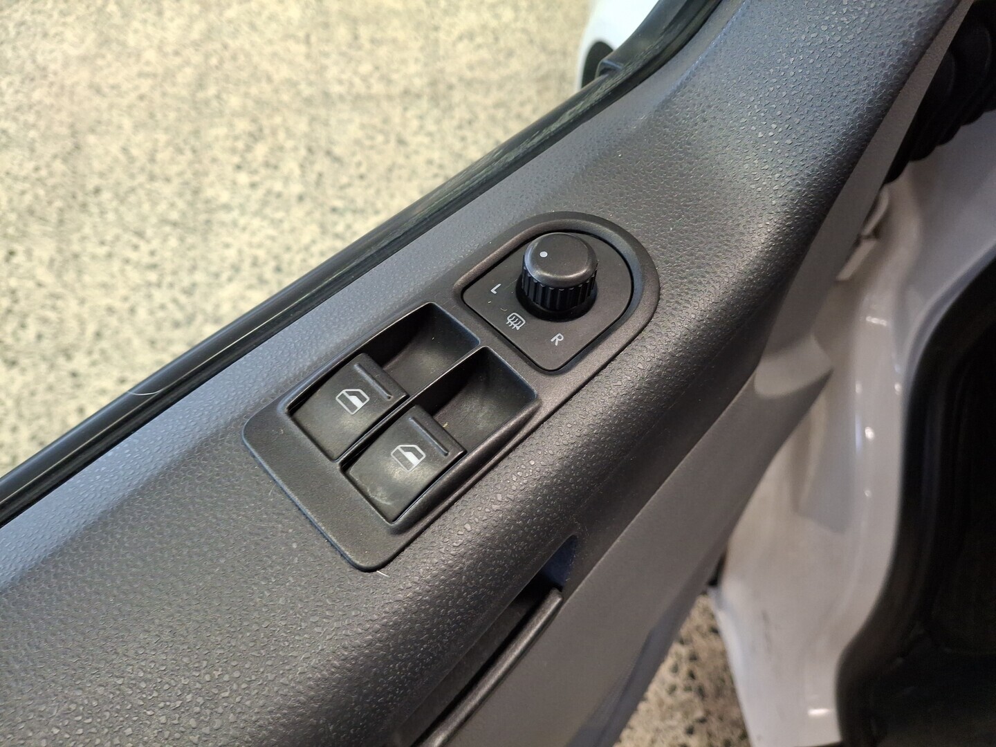 VOLKSWAGEN Transporter 2014