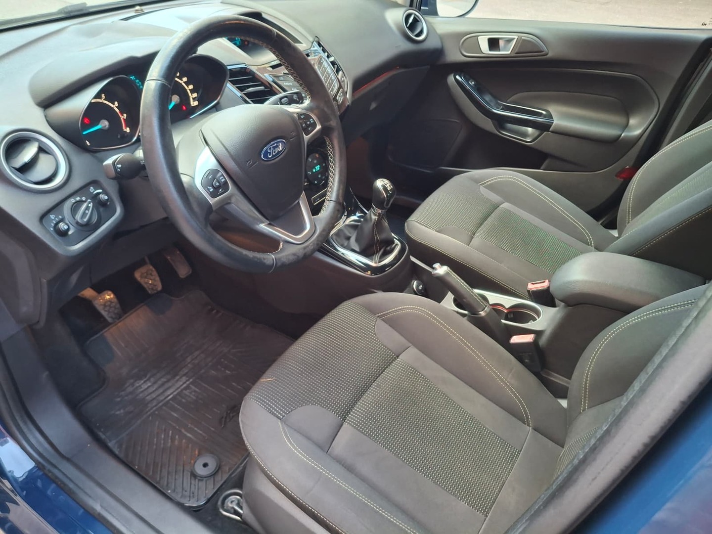 FORD Fiesta 2016