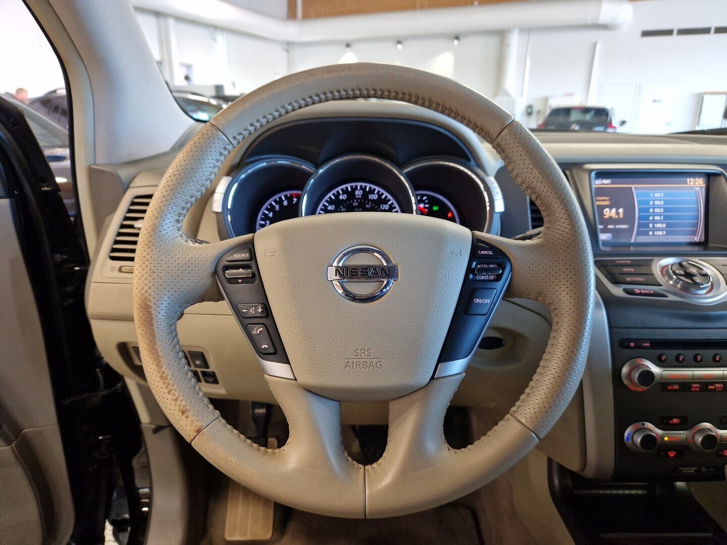 NISSAN Murano 2011