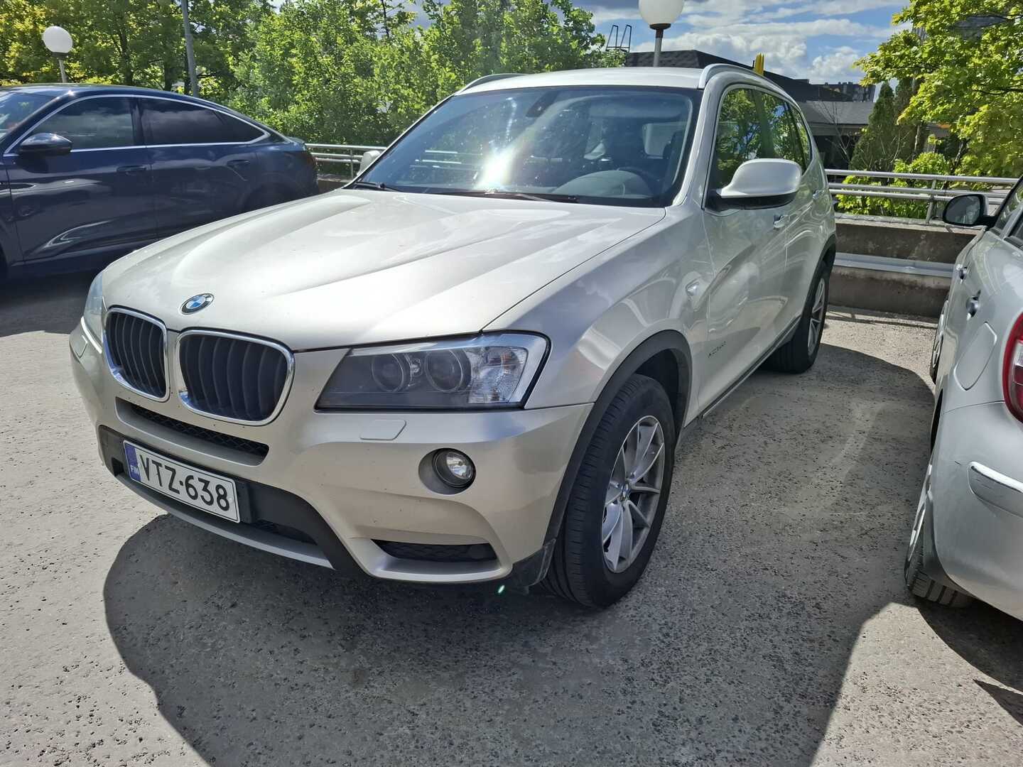 BMW X3 2012