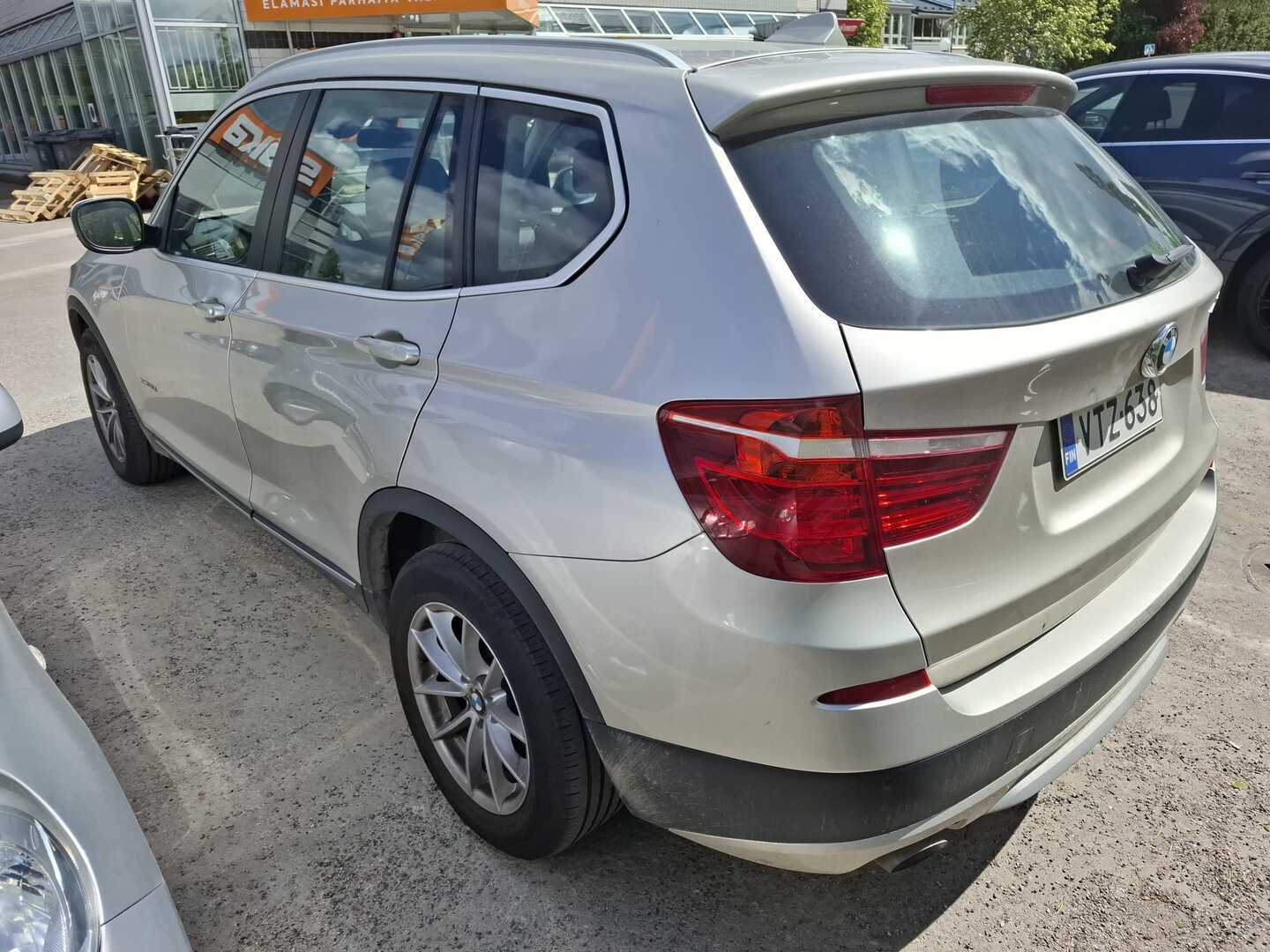 BMW X3 2012