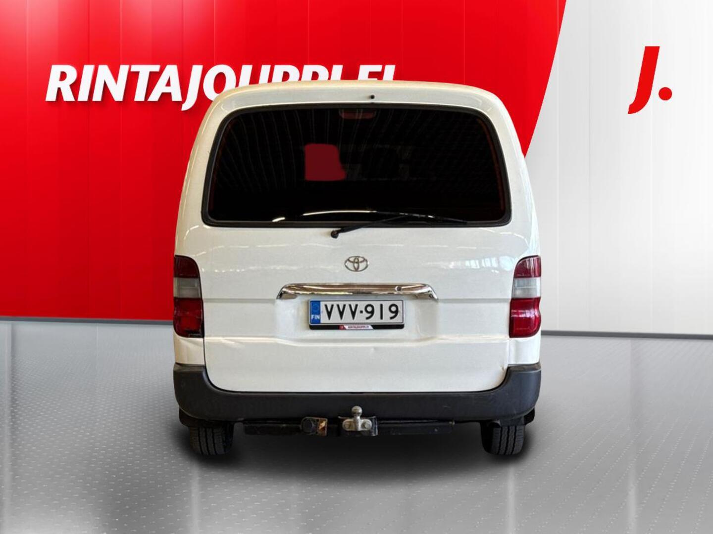 TOYOTA Hiace 2011