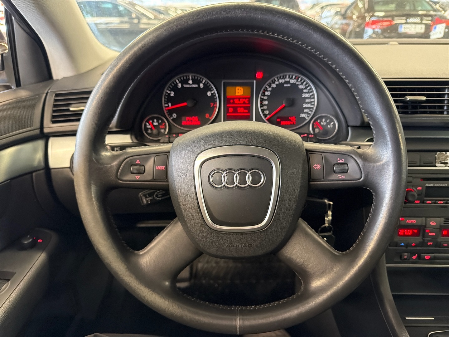 AUDI A4 2005