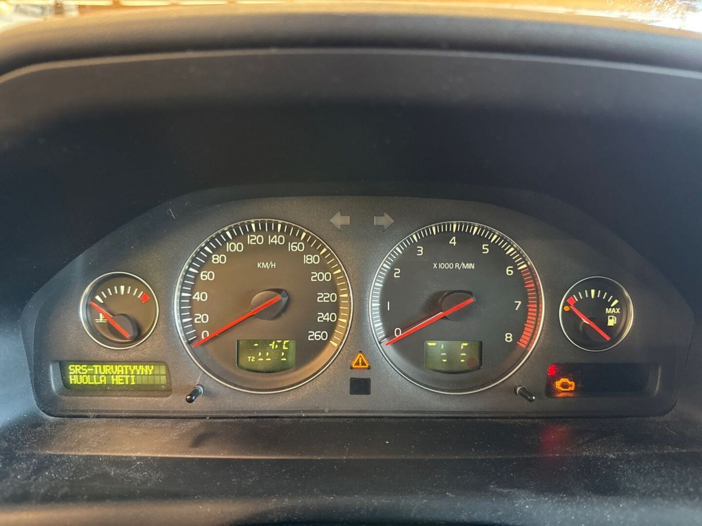 VOLVO XC70 2004
