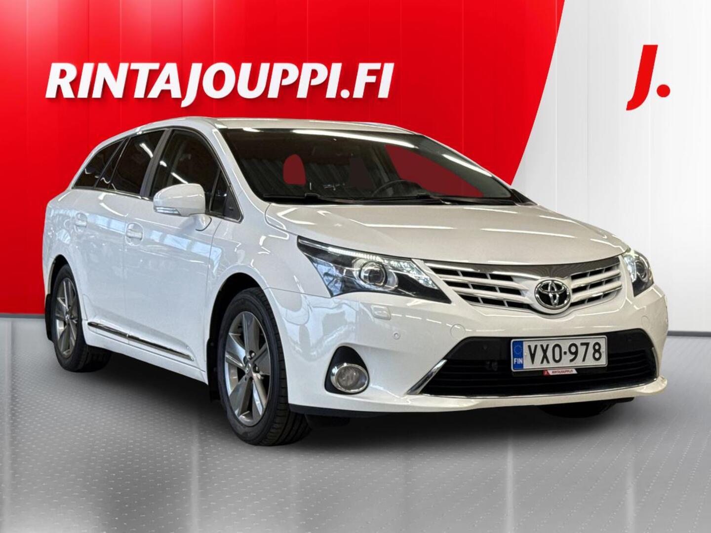 TOYOTA Avensis 2015