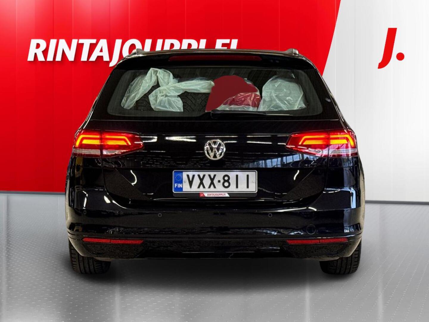 VOLKSWAGEN Passat 5