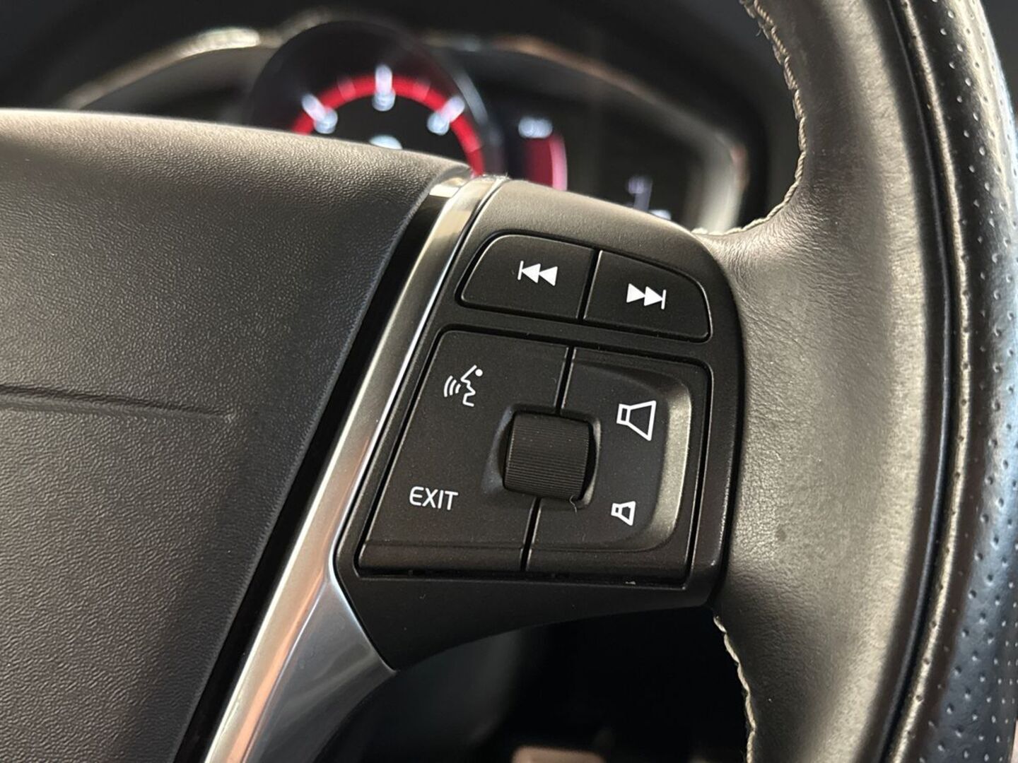 VOLVO V60 2017