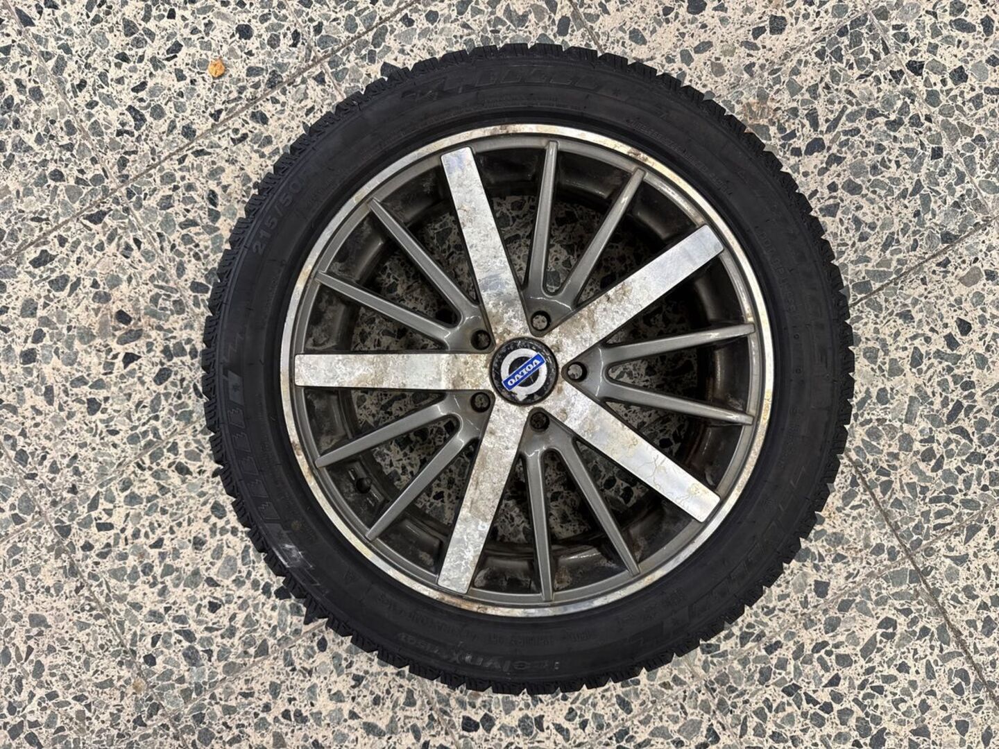 VOLVO V60 2017