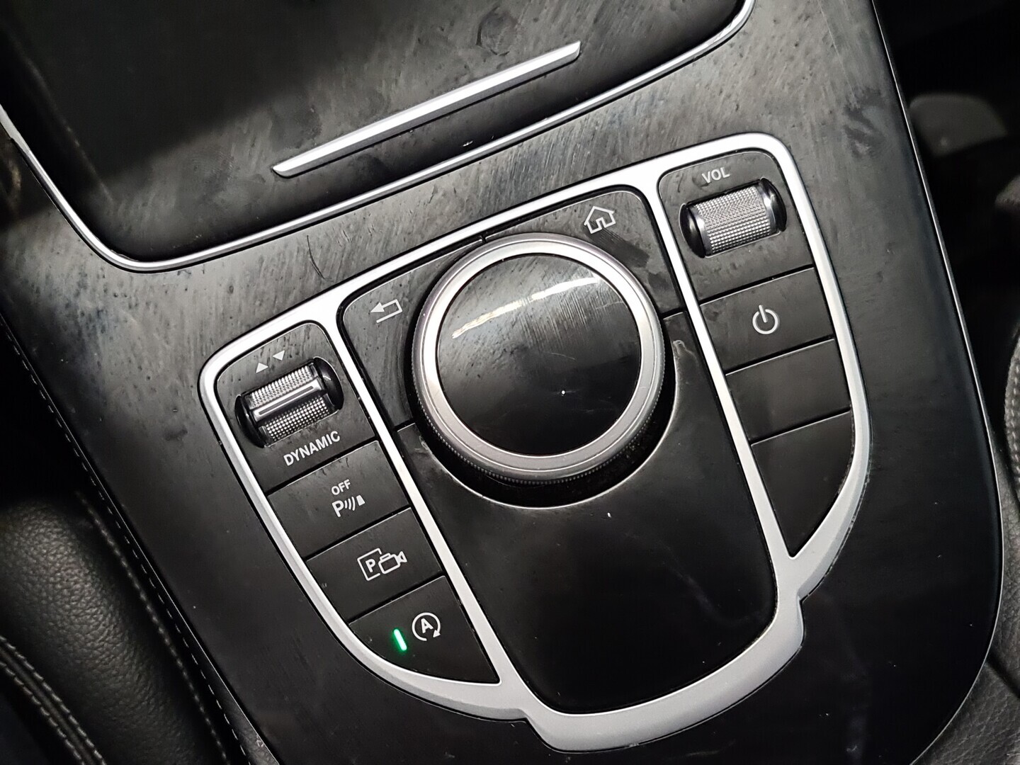 MERCEDES-BENZ E 2017