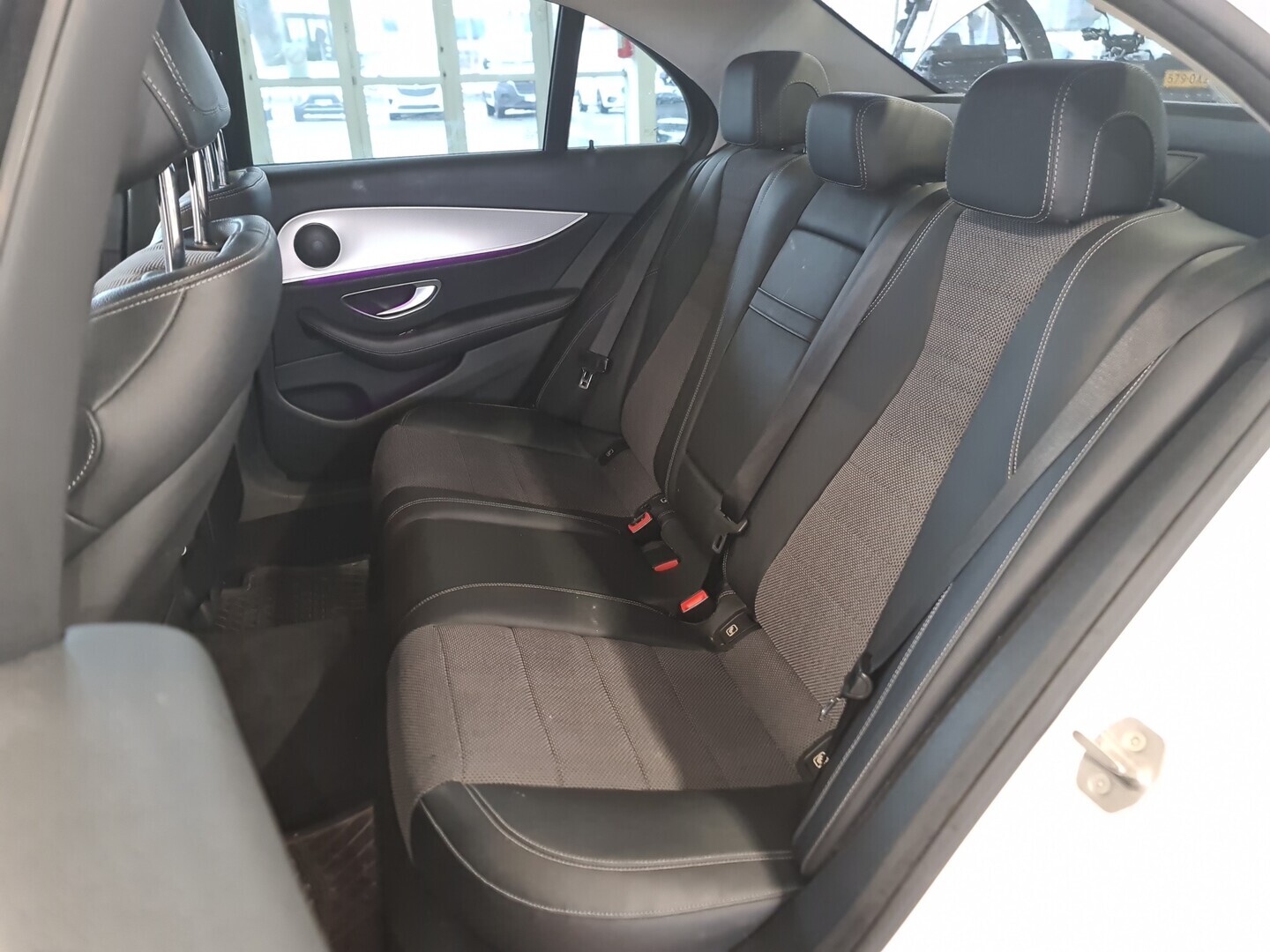 MERCEDES-BENZ E 2017