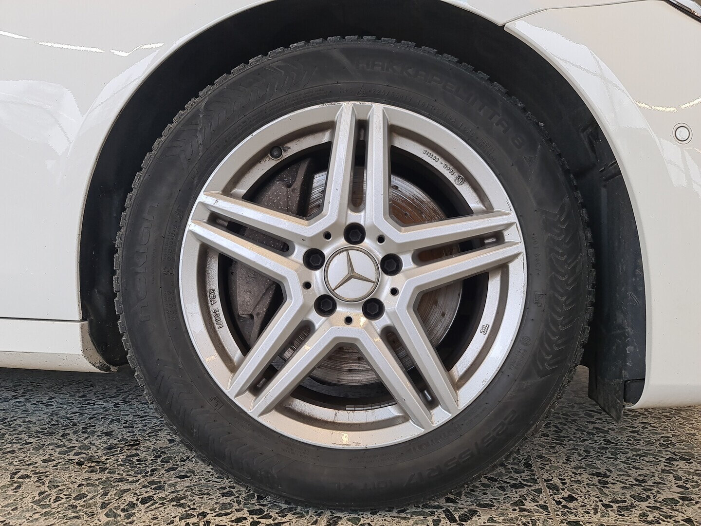 MERCEDES-BENZ E 2017