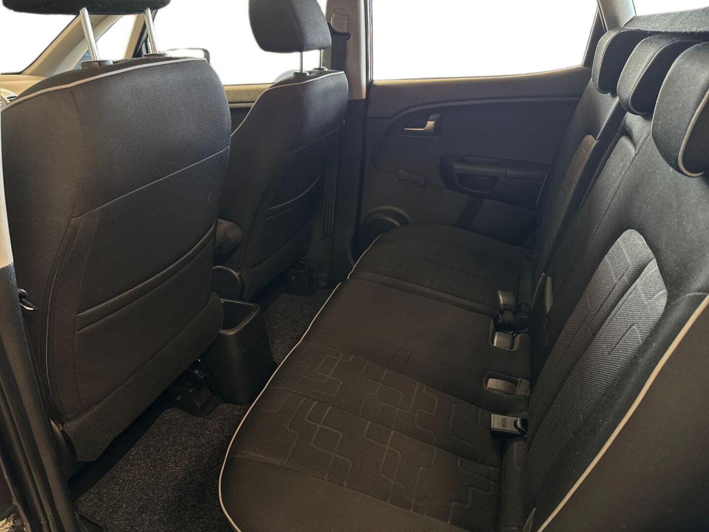 KIA Venga 10