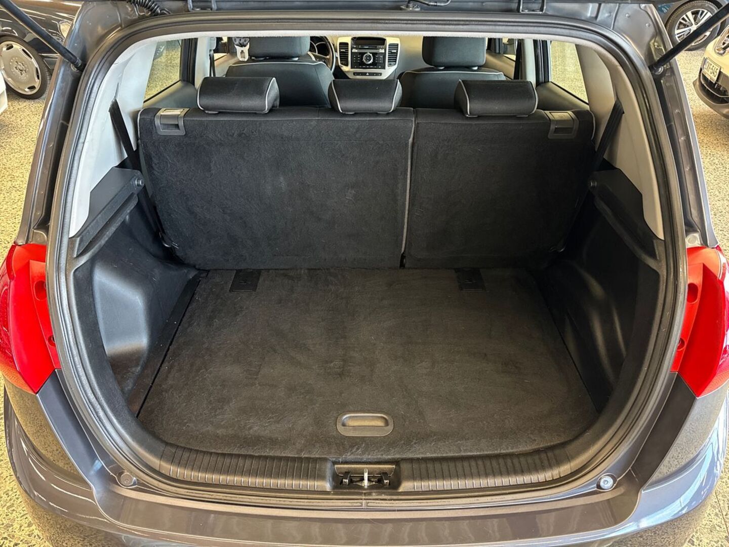 KIA Venga 11