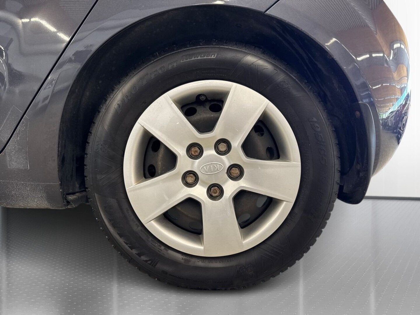 KIA Venga 13