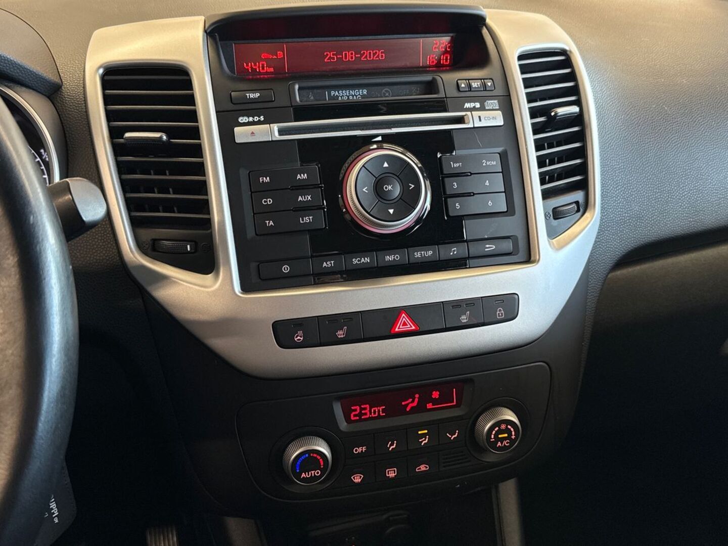 KIA Venga 23