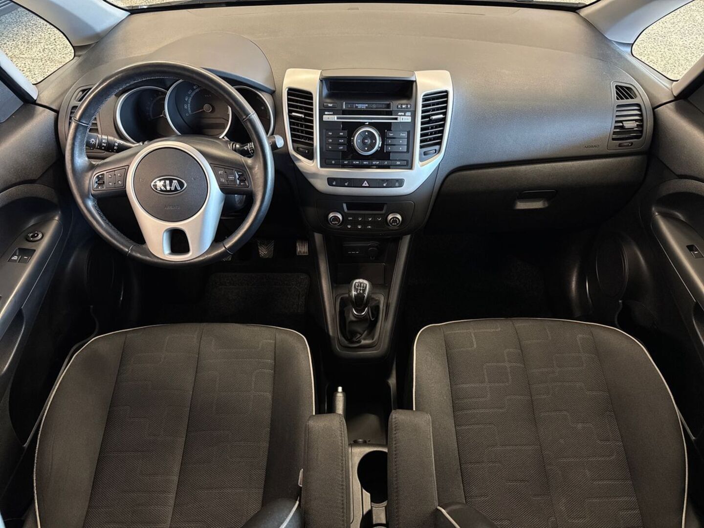 KIA Venga 24