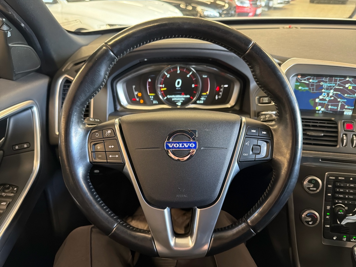 VOLVO XC60 2015