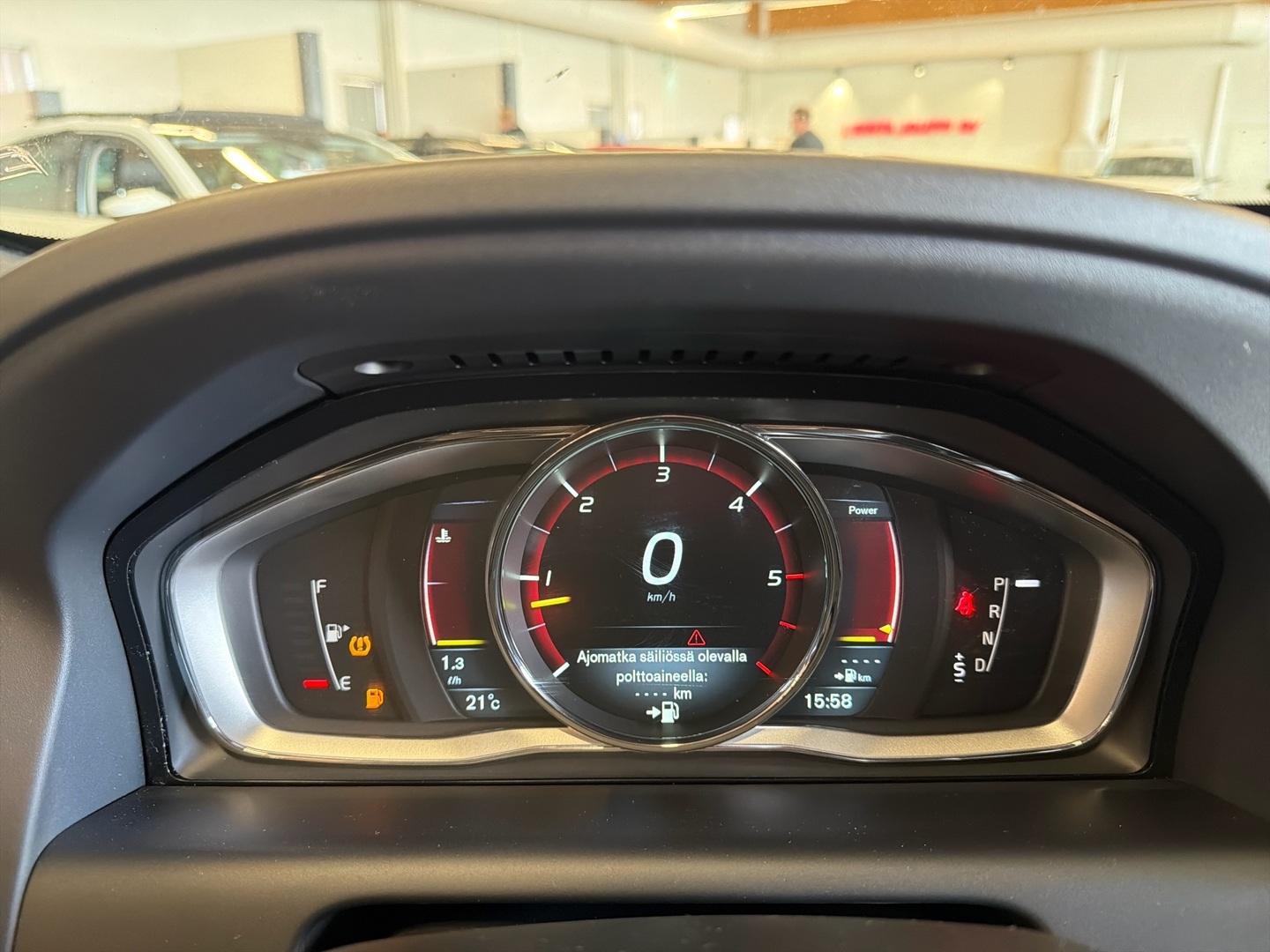 VOLVO XC60 2015
