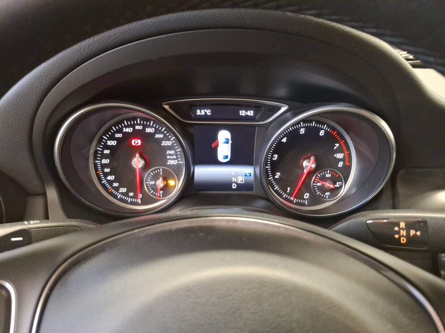 MERCEDES-BENZ CLA 2016