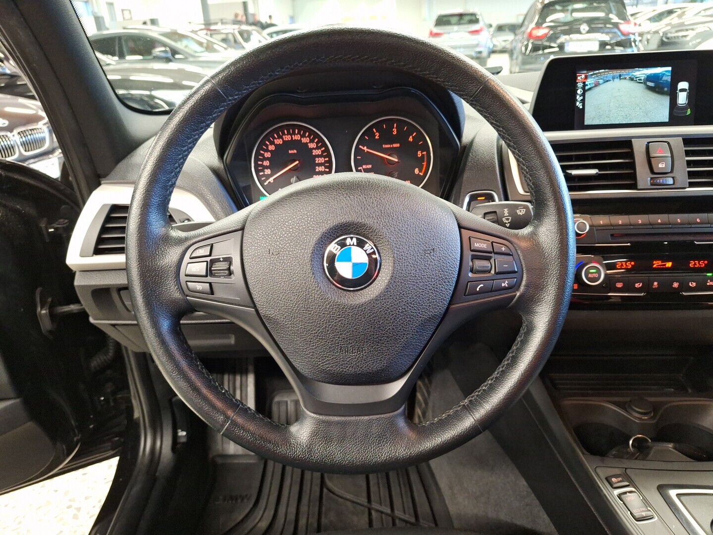BMW 116 2016