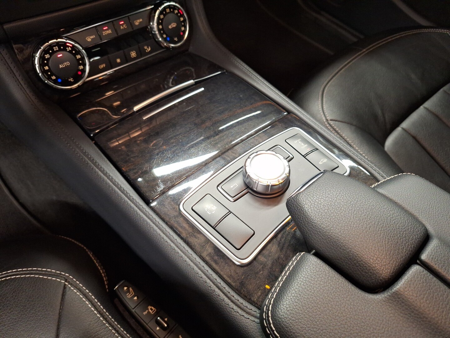 MERCEDES-BENZ CLS 2011