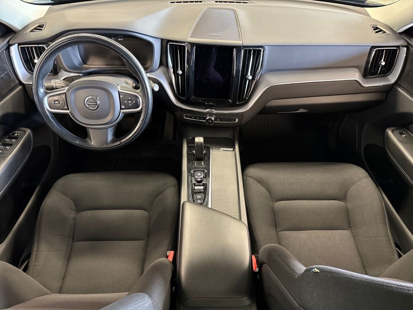VOLVO XC60 32