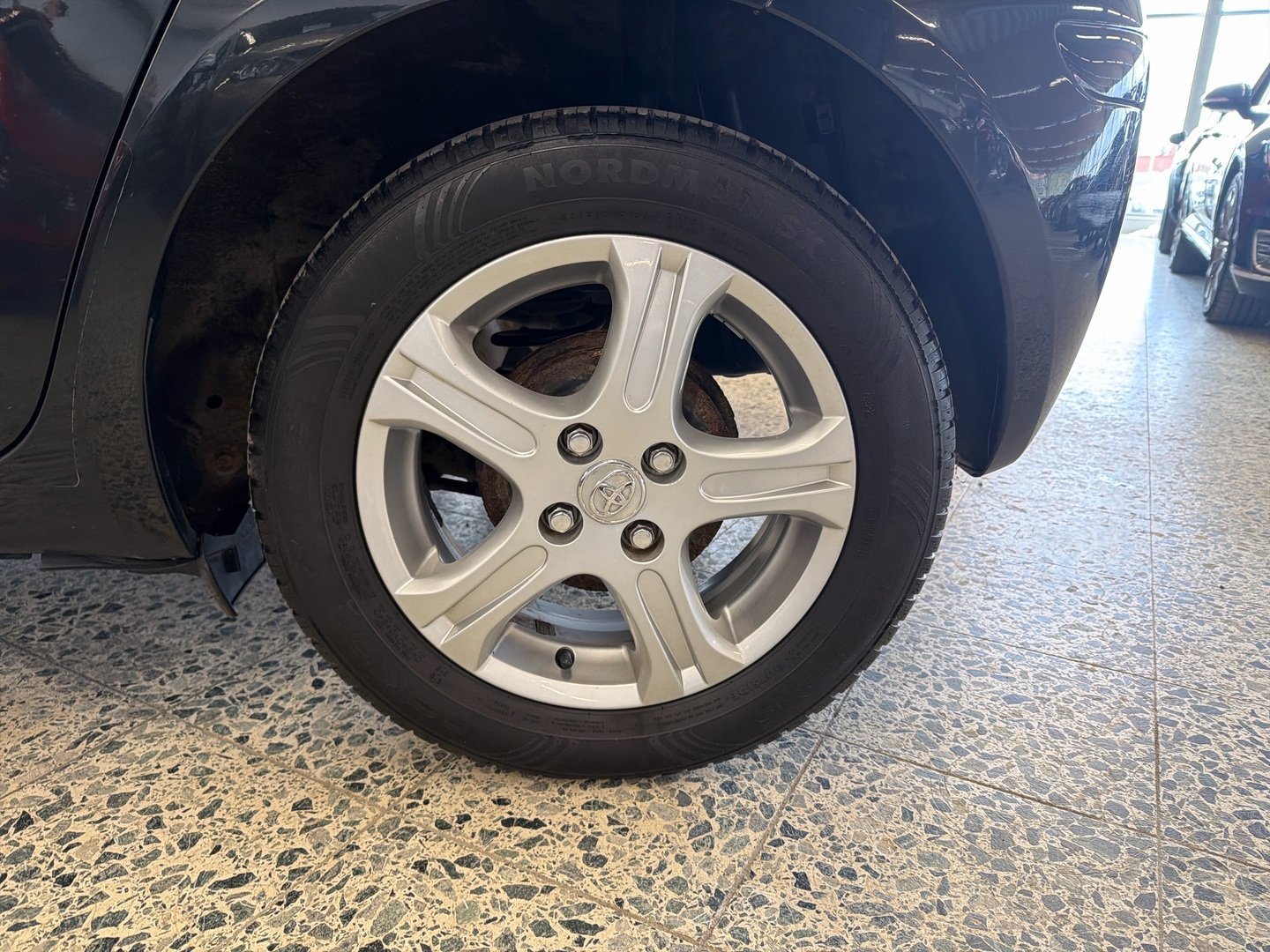 TOYOTA Yaris 2010