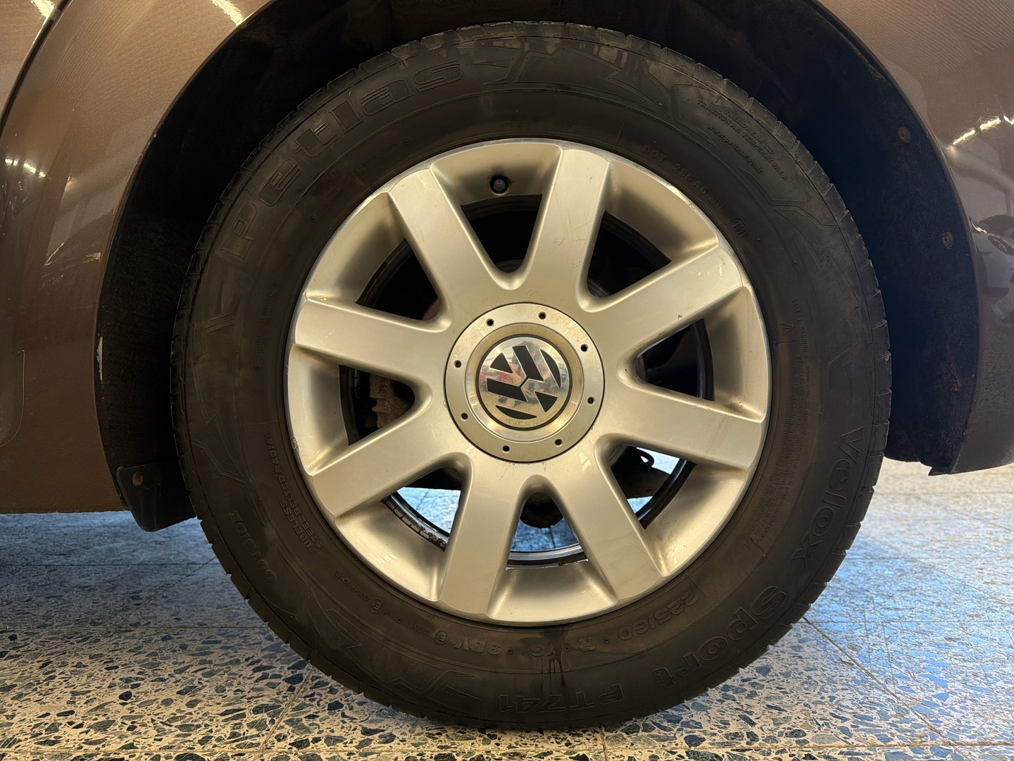 VOLKSWAGEN Beetle 2013
