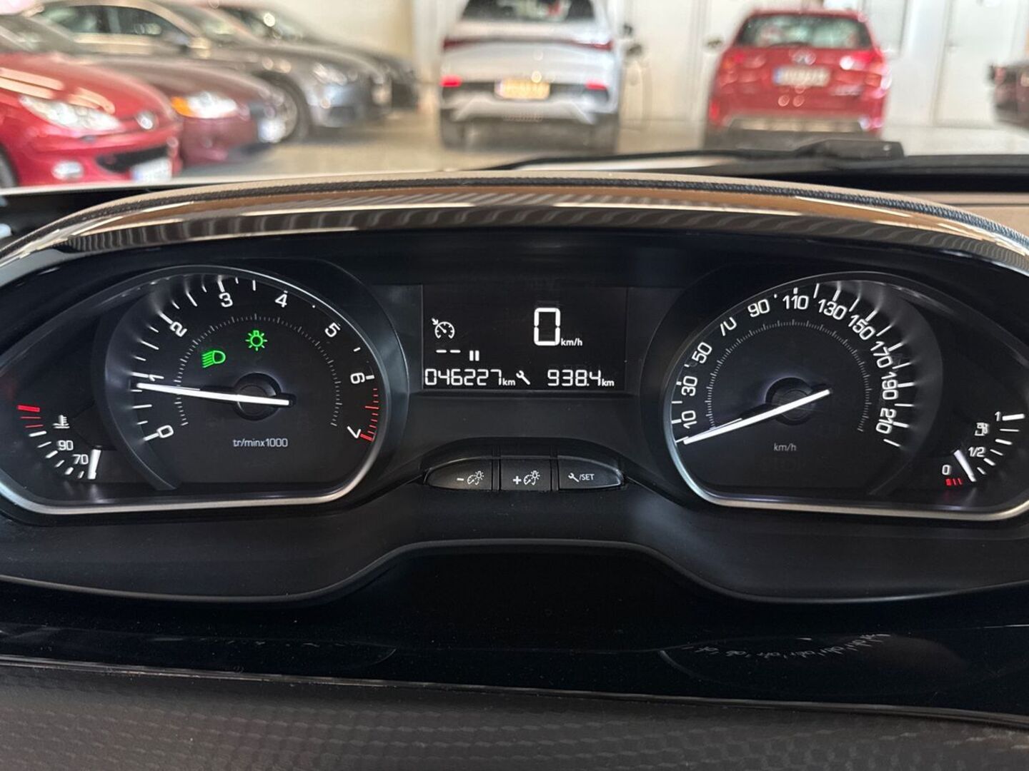 PEUGEOT 2008 15