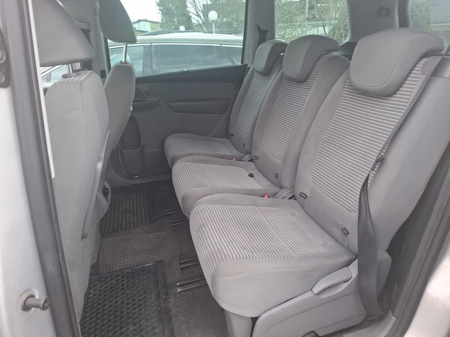 SEAT Alhambra 2012