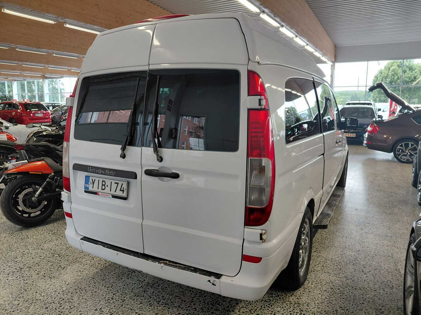 MERCEDES-BENZ Vito 2012